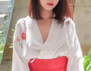 开启Kang Inkyung的旅拍之旅，途中不止美图，顺便捡到了一份快乐！